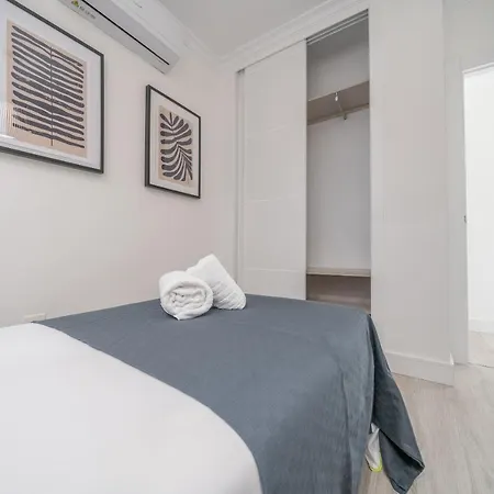 Xpce Teatro Square Apartment Malaga Exterior photo
